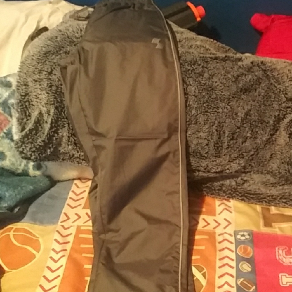 Sweats - Picture 4 of 4